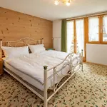 Ferienapartments Solvay * ツェルマット